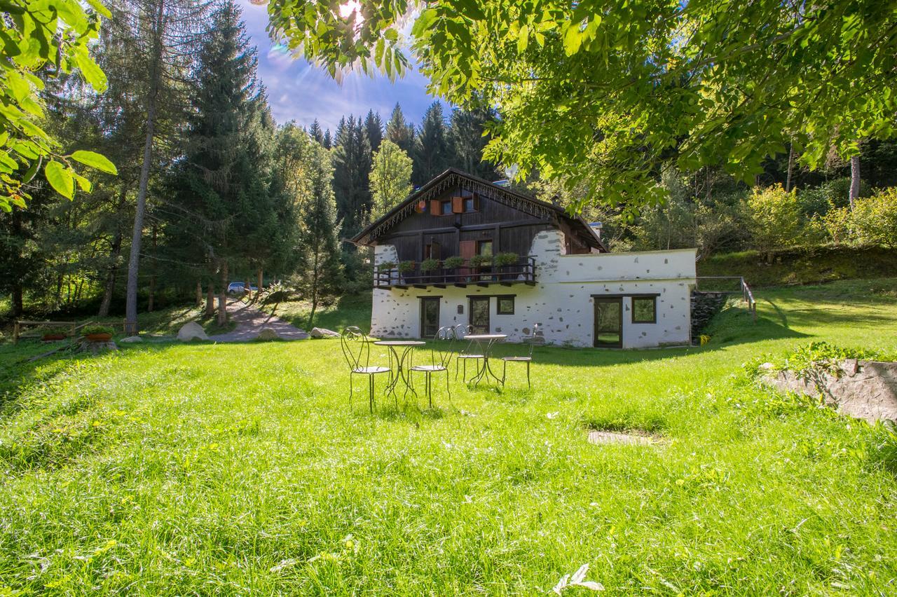 B/B La Locanda Delle Pulci Mezzana  Dış mekan fotoğraf